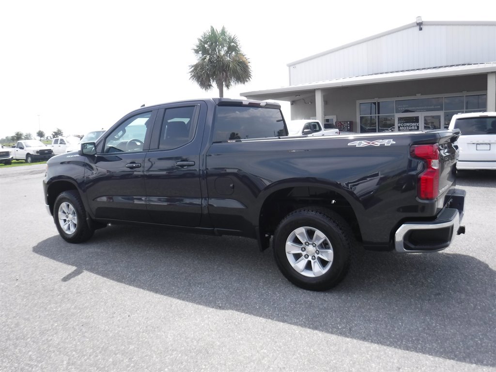 Used 2023 Chevrolet Silverado 1500 LT image 8