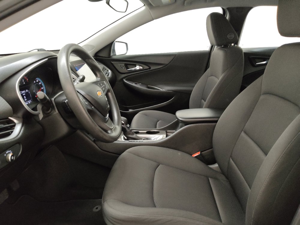 Used 2021 Chevrolet Malibu LS FWD image 17