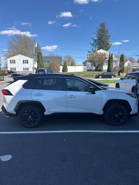 Used 2023 Toyota RAV4 XSE AWD/4WD image 3