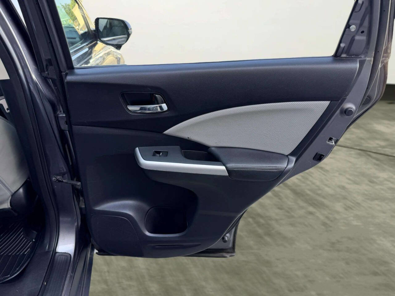 Used 2016 Honda CR-V Touring image 21