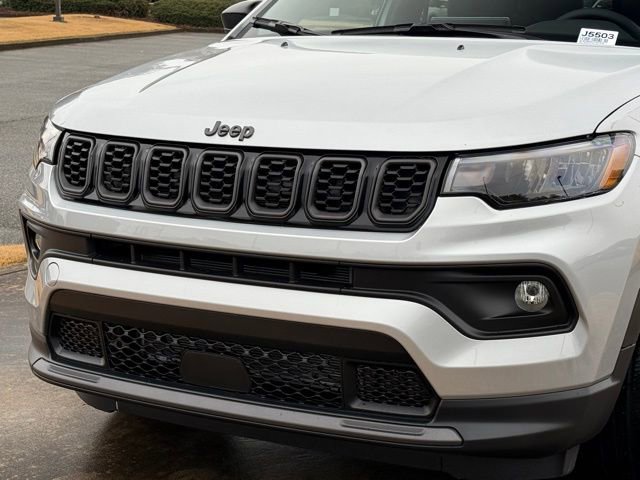 New 2026 Jeep Compass Latitude image 10