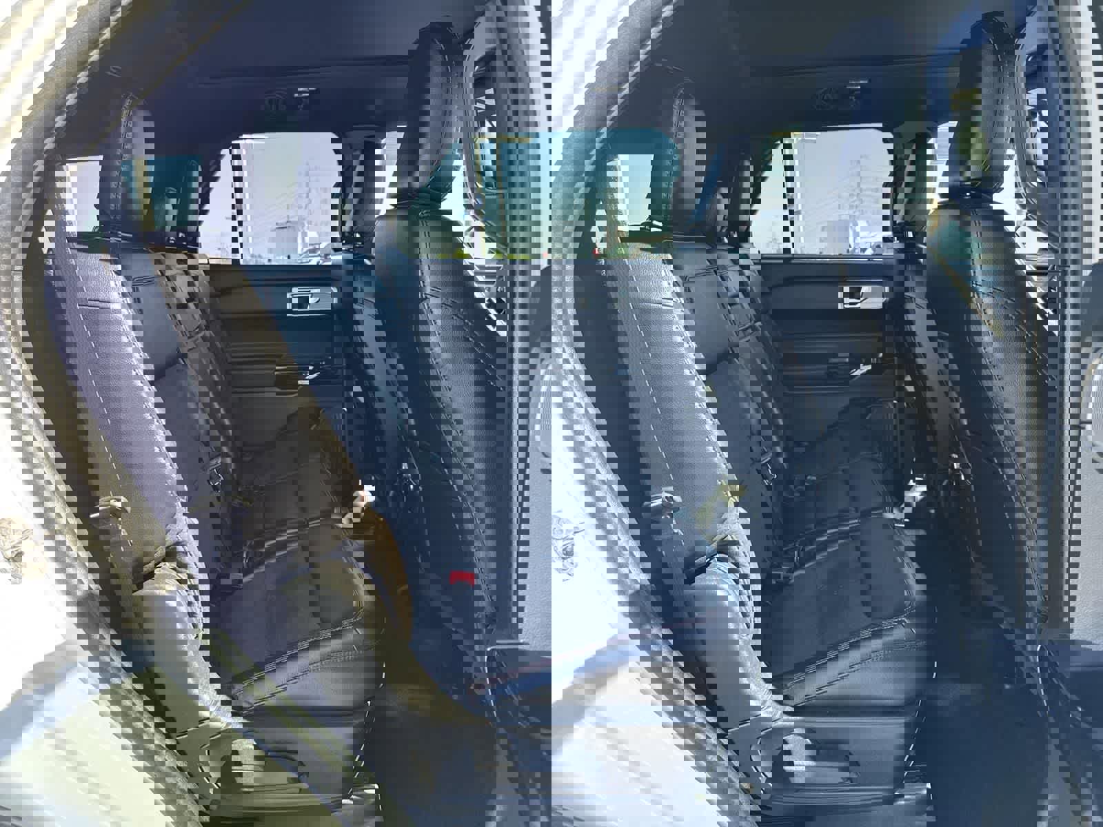 Used 2024 Ford Explorer ST-Line w/ Class IV Trailer Tow Package image 38