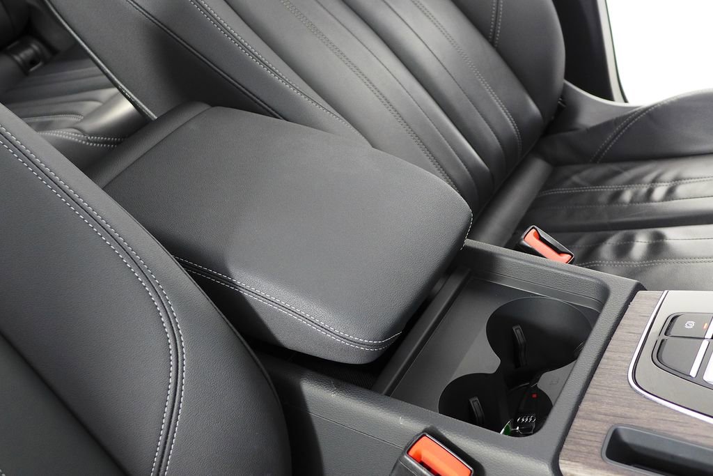 Used 2023 Audi Q5 2.0T Premium w/ Convenience Package image 16