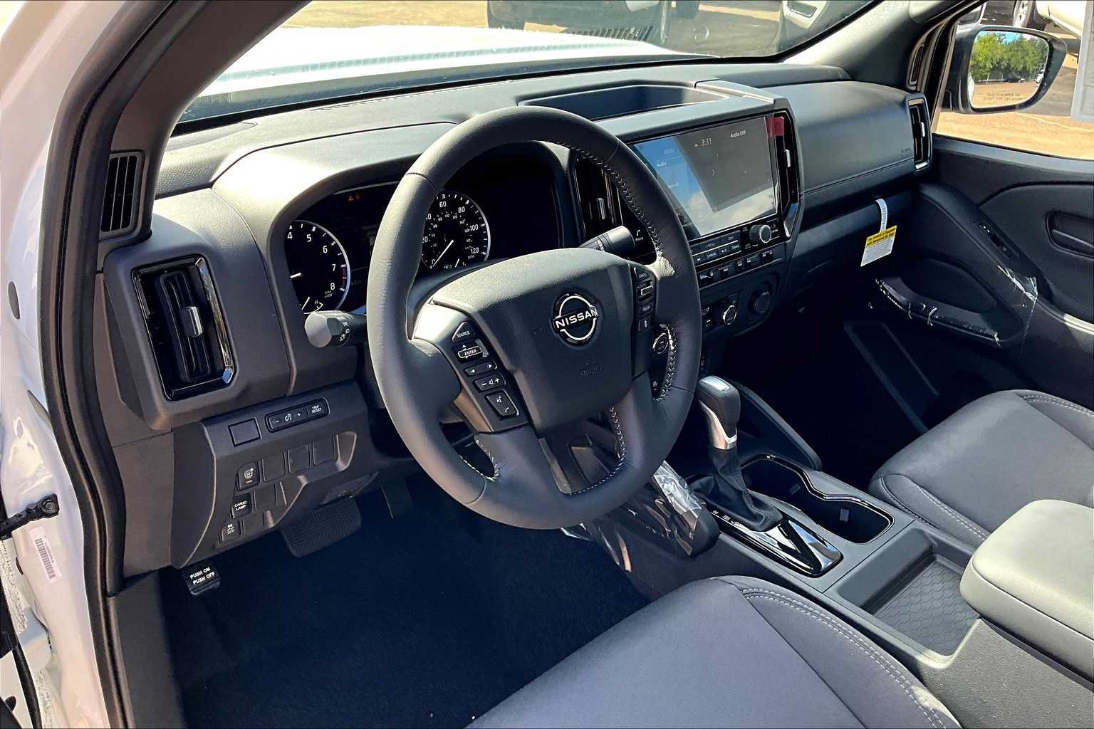 Certified 2026 Nissan Frontier SV RWD image 10