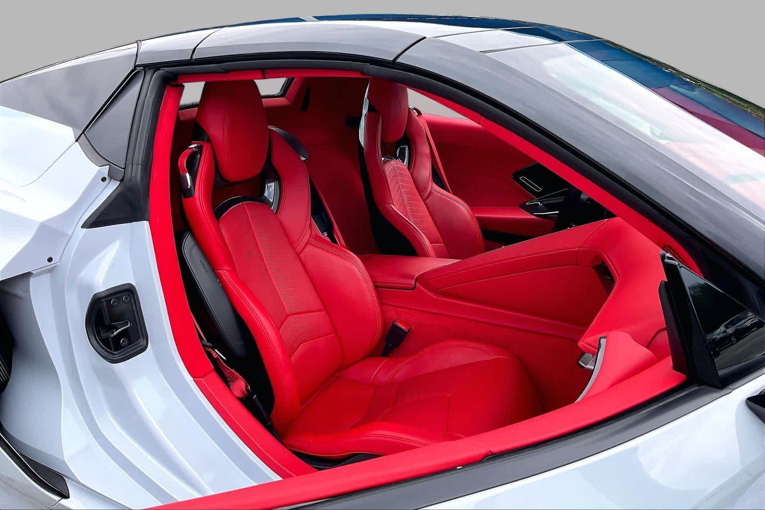 Used 2024 Chevrolet Corvette Z06 RWD image 8