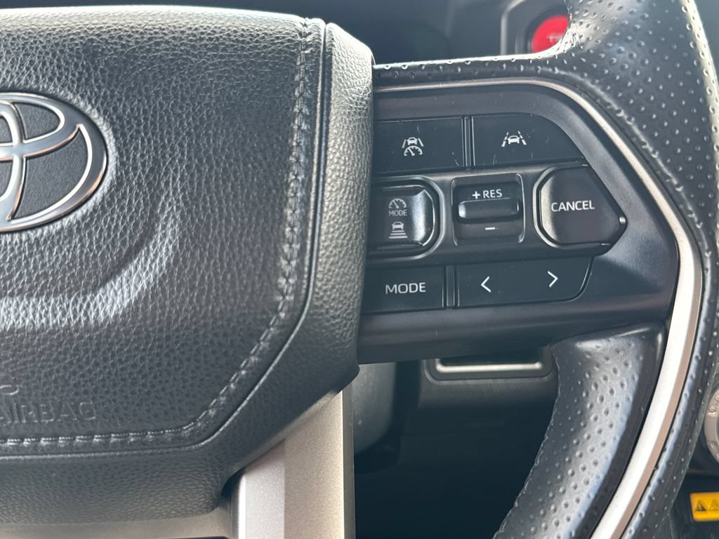 Used 2025 Toyota 4Runner TRD Off-Road AWD/4WD image 19