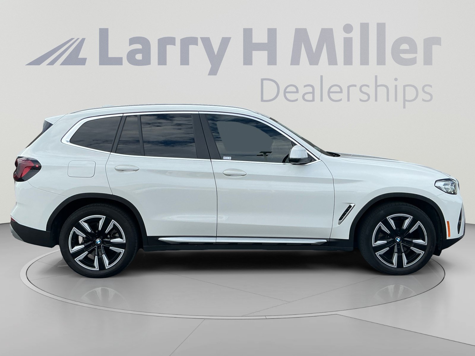 Used 2022 BMW X3 sDrive30i w/ Convenience Package RWD image 5
