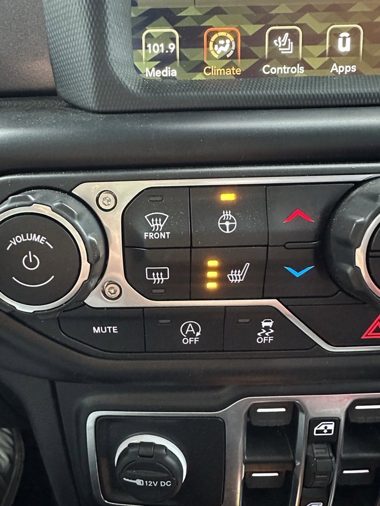 Used 2023 Jeep Gladiator Mojave w/ LED Lighting Group image 16