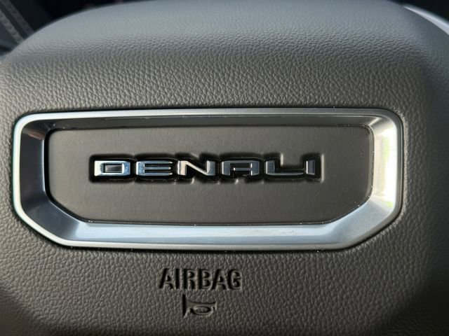 Used 2026 GMC Yukon Denali Ultimate AWD/4WD image 5