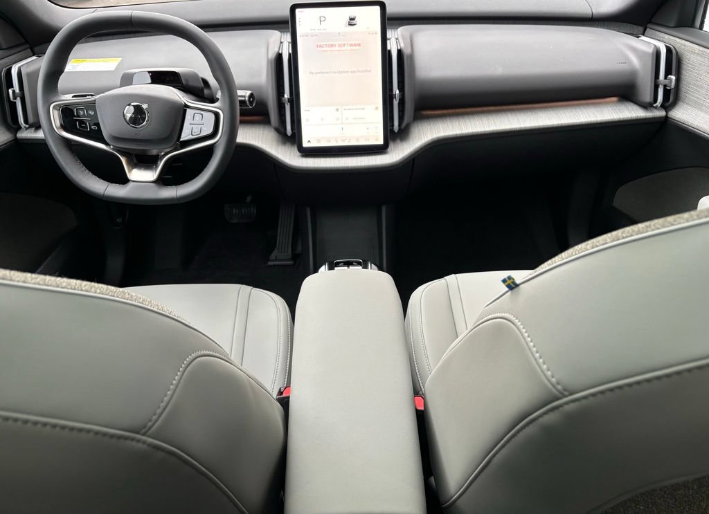 New 2026 Volvo EX30 Plus w/ Climate Package AWD/4WD image 10