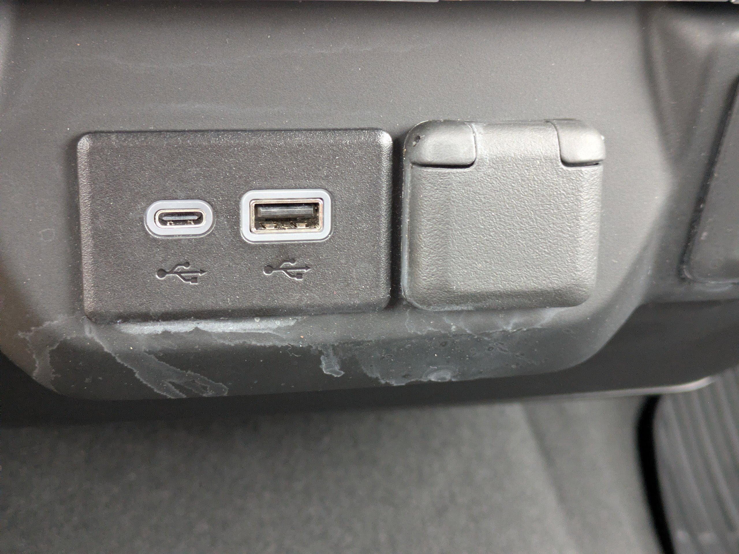 Used 2024 Chevrolet Silverado 2500 Custom image 22