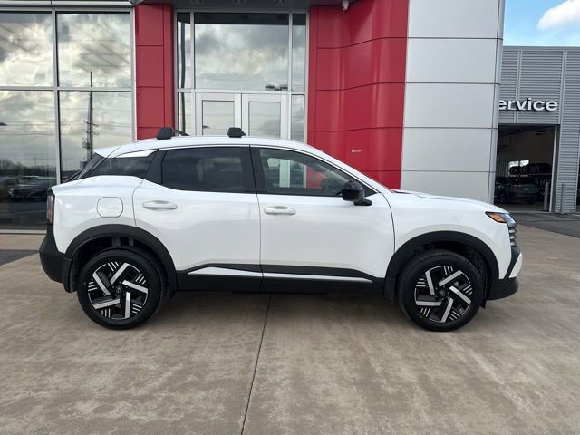 New 2026 Nissan Kicks SV w/ Cold Weather Package FWD image 3