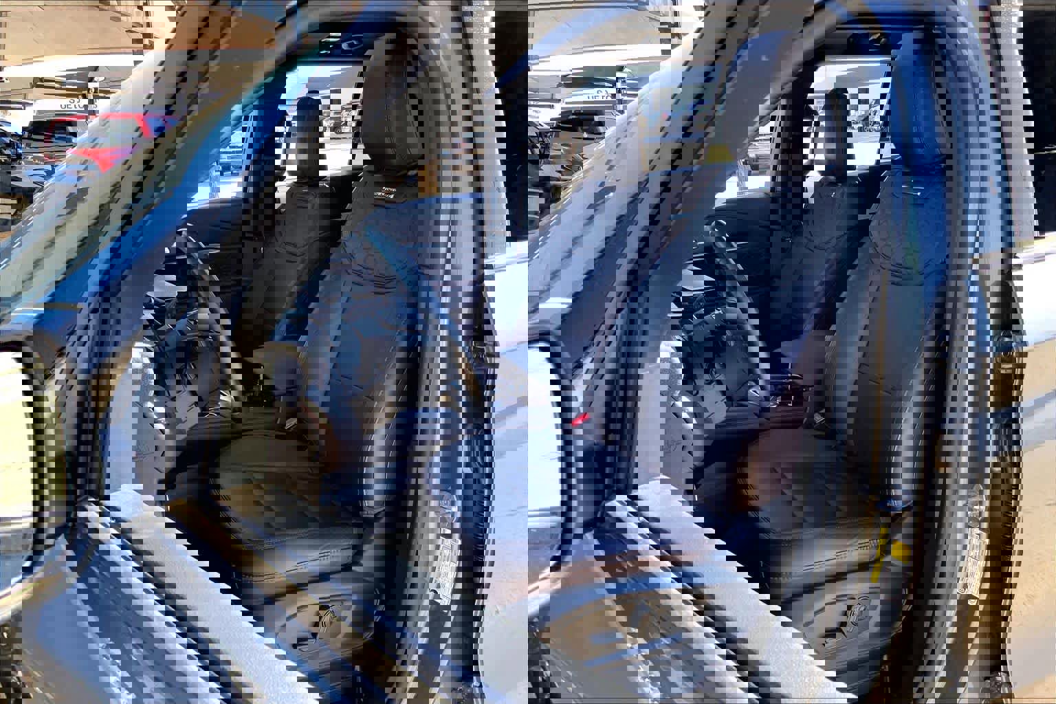 Used 2025 Ford Explorer Platinum w/ LUX Leather Package image 7