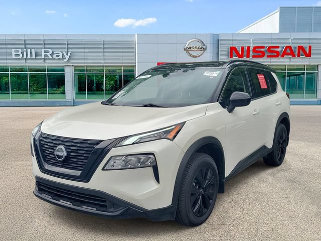 Used 2023 Nissan Rogue SV w/ SV Premium B Package FWD image 3