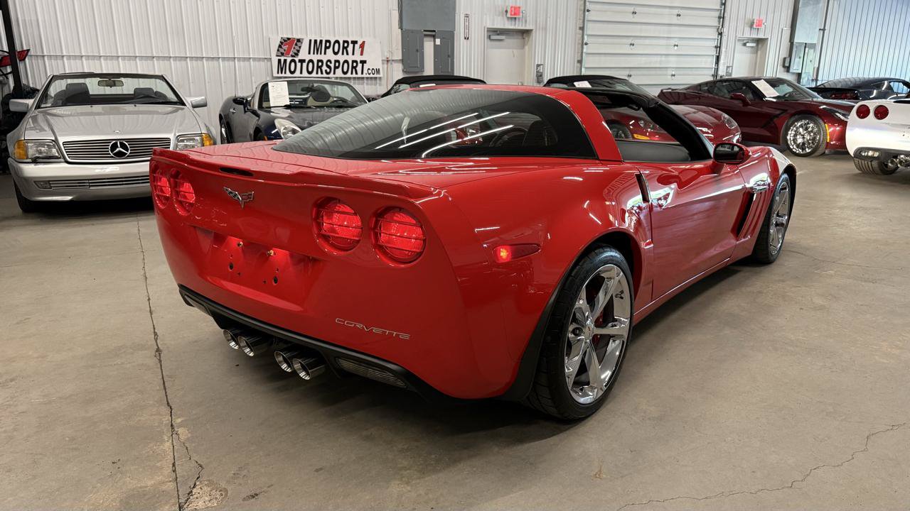 Used 2013 Chevrolet Corvette Grand Sport w/ 2LT Preferred Equipment Group RWD image 17