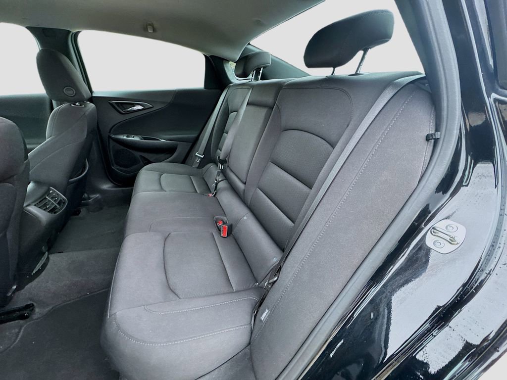 Used 2024 Chevrolet Malibu LT image 23