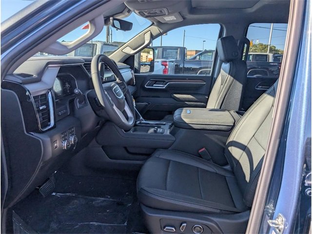 New 2026 GMC Sierra 3500 Denali w/ Denali Reserve Package image 14