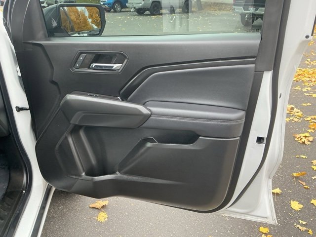 Used 2024 Chevrolet Colorado LT image 18