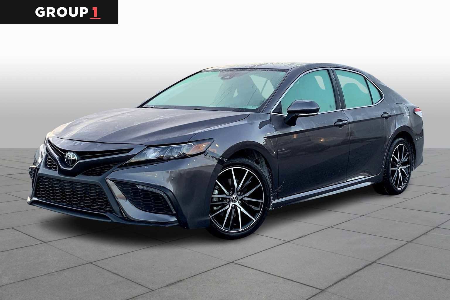 Used 2023 Toyota Camry SE