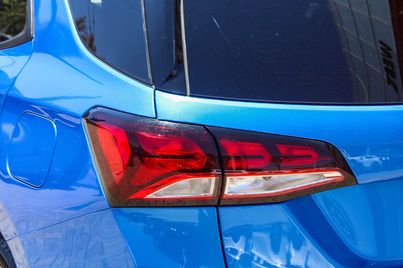 Used 2024 Chevrolet Equinox LS w/ LS Convenience Package FWD image 11