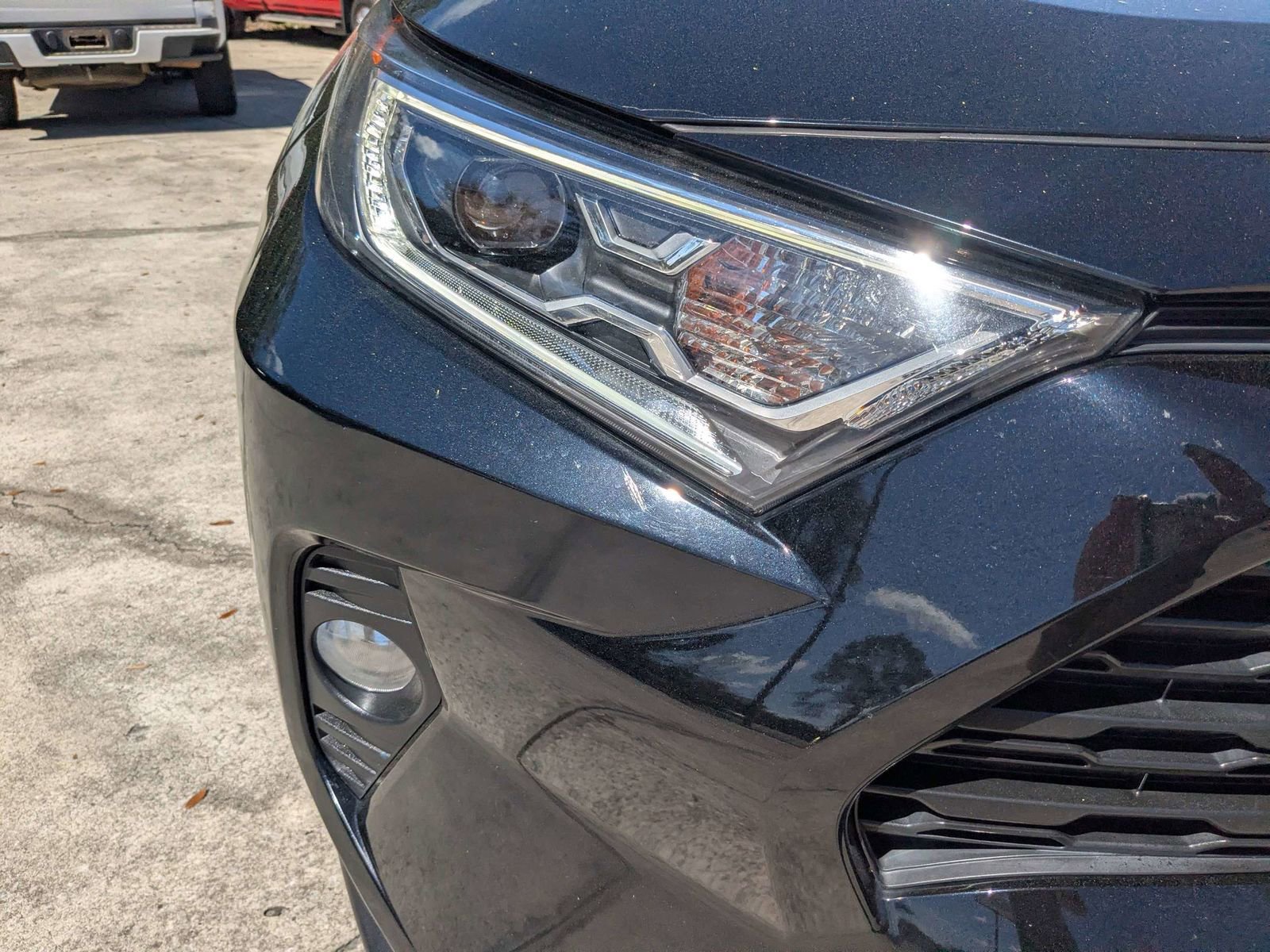 Used 2019 Toyota RAV4 XLE w/ Convenience Package image 10