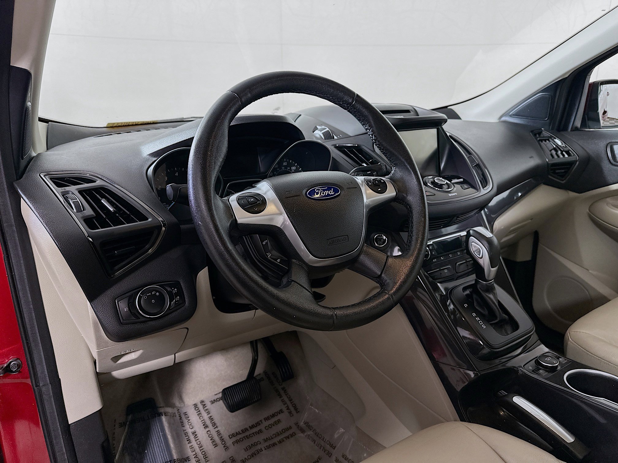 Used 2015 Ford Escape Titanium AWD/4WD image 9
