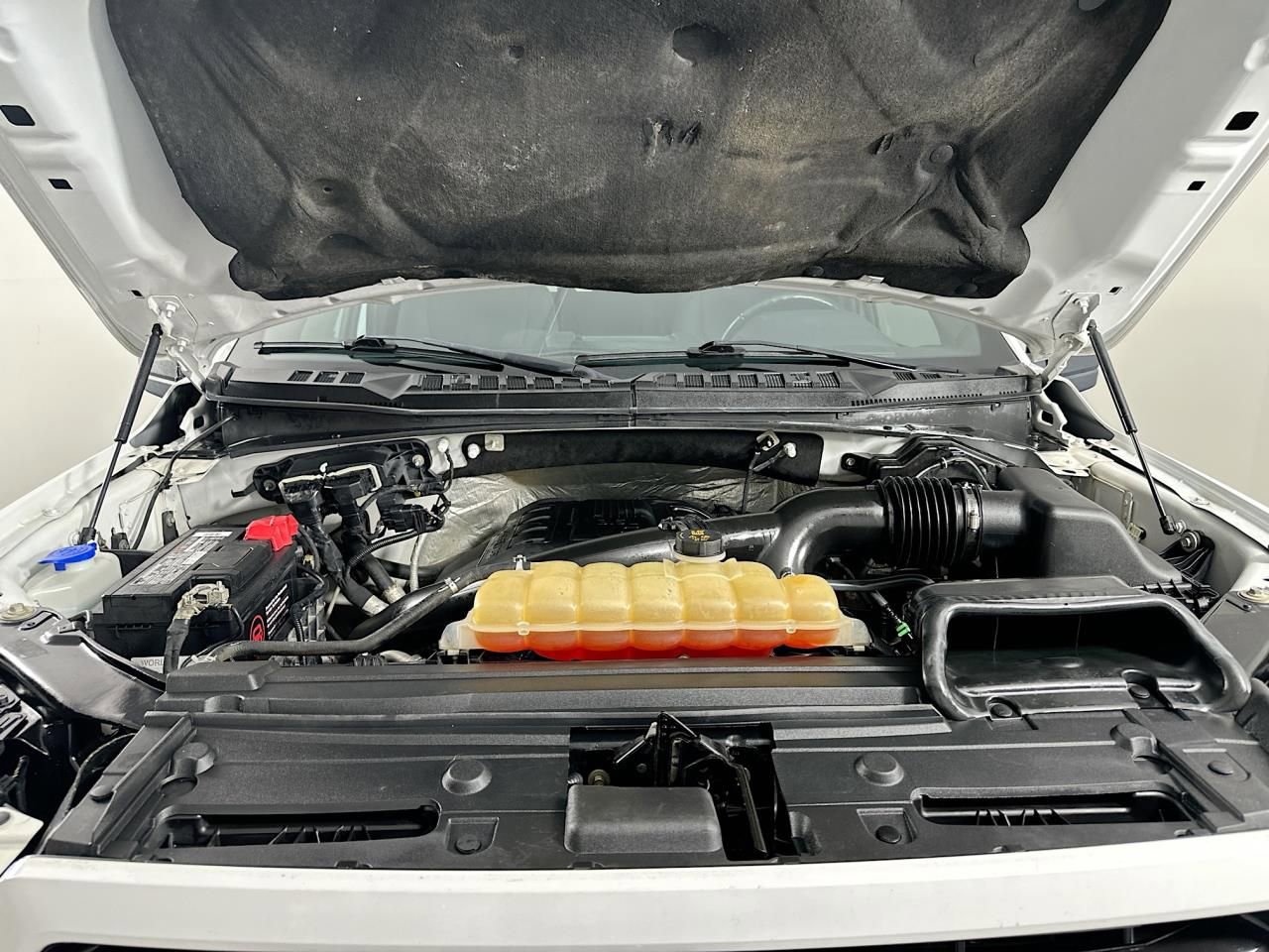 Used 2016 Ford F150 XLT w/ Equipment Group 302A Luxury image 39