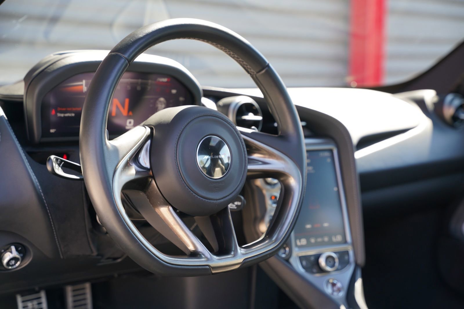 Used 2018 McLaren 720S Luxury image 13