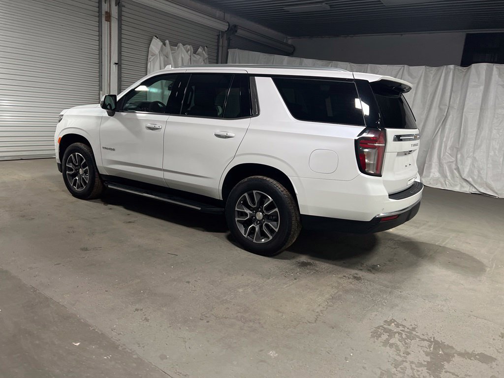 Used 2021 Chevrolet Tahoe LT w/ LT Signature Plus Package RWD image 5