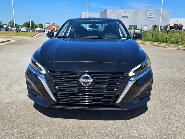 Used 2025 Nissan Altima 2.5 S FWD image 2