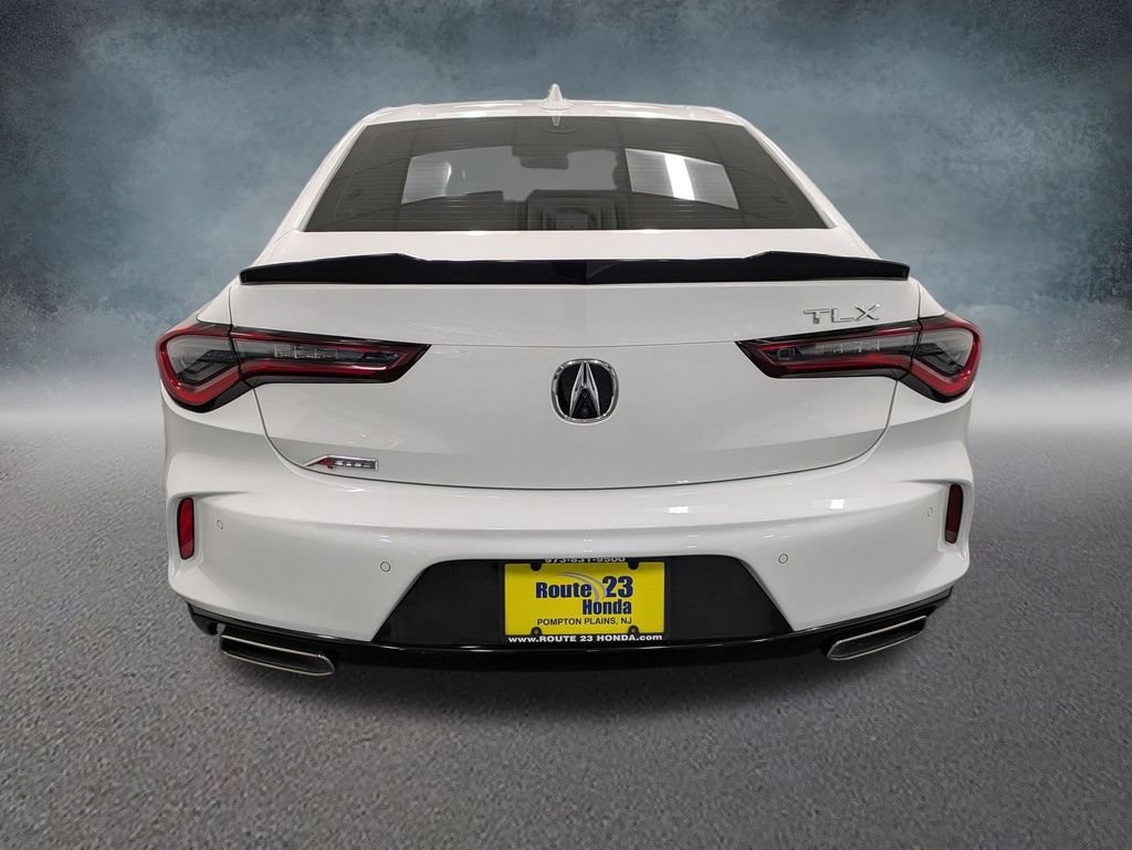 Used 2022 Acura TLX w/ A-SPEC Pkg FWD image 5