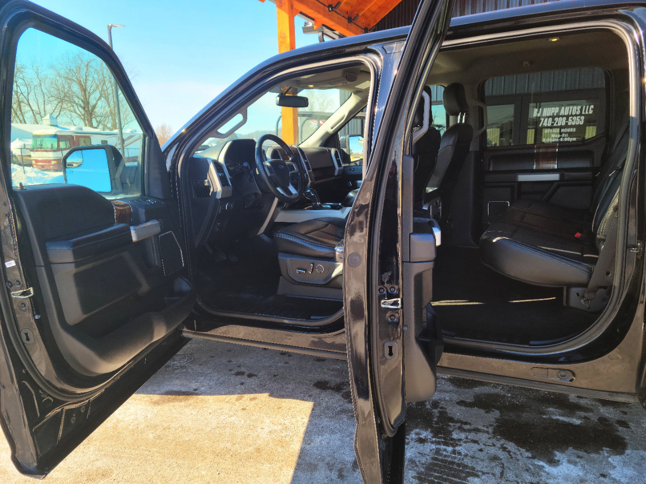 Used 2018 Ford F150 Lariat image 7