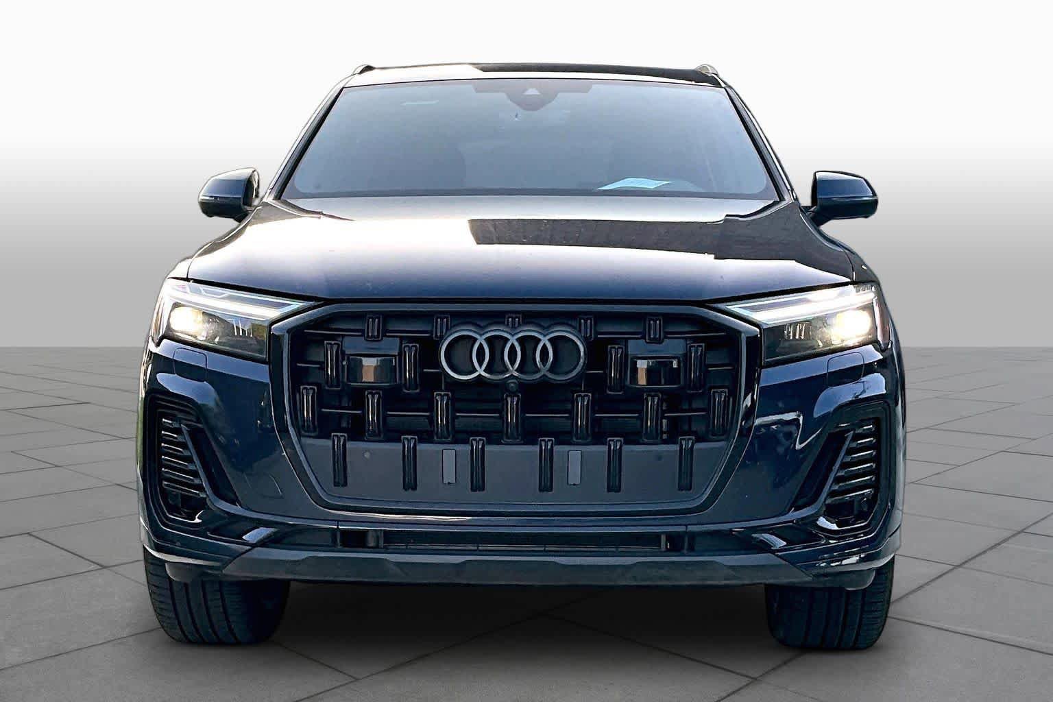 Used 2025 Audi Q7 2.0T Premium Plus w/ Premium Plus Package AWD/4WD image 4