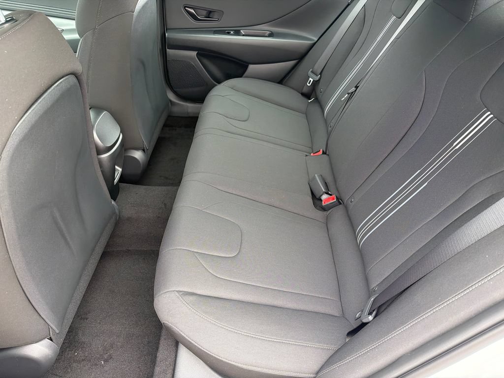 New 2026 Hyundai Elantra Sport FWD image 21