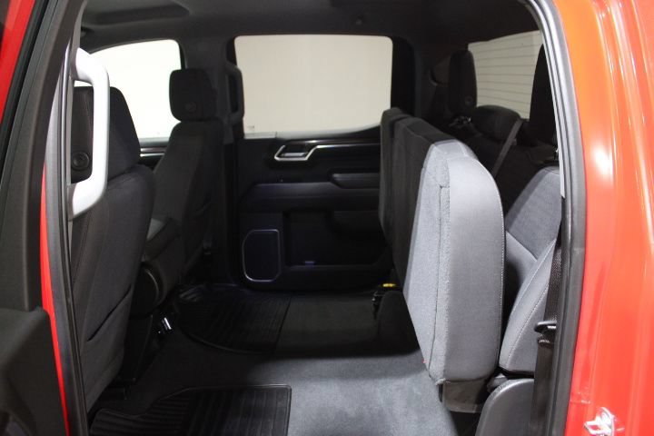 Used 2022 Chevrolet Silverado 1500 LT AWD/4WD image 54