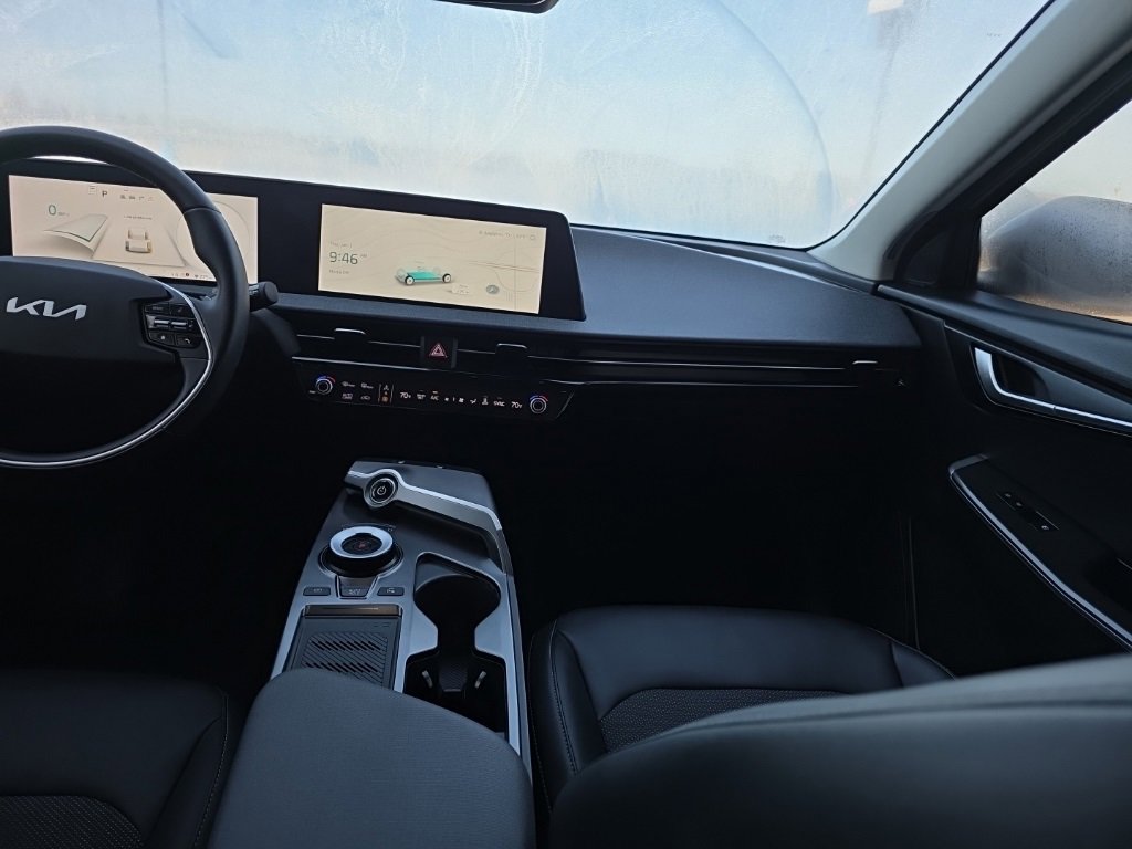 Used 2024 Kia EV6 Light image 13