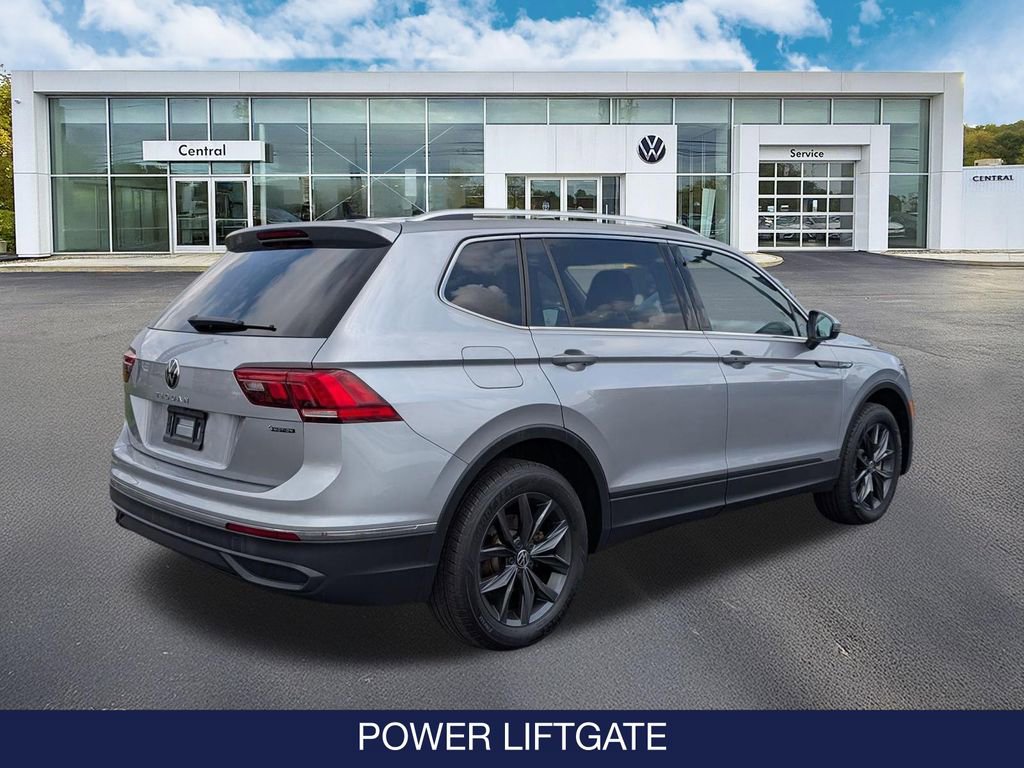 Used 2023 Volkswagen Tiguan SE image 8