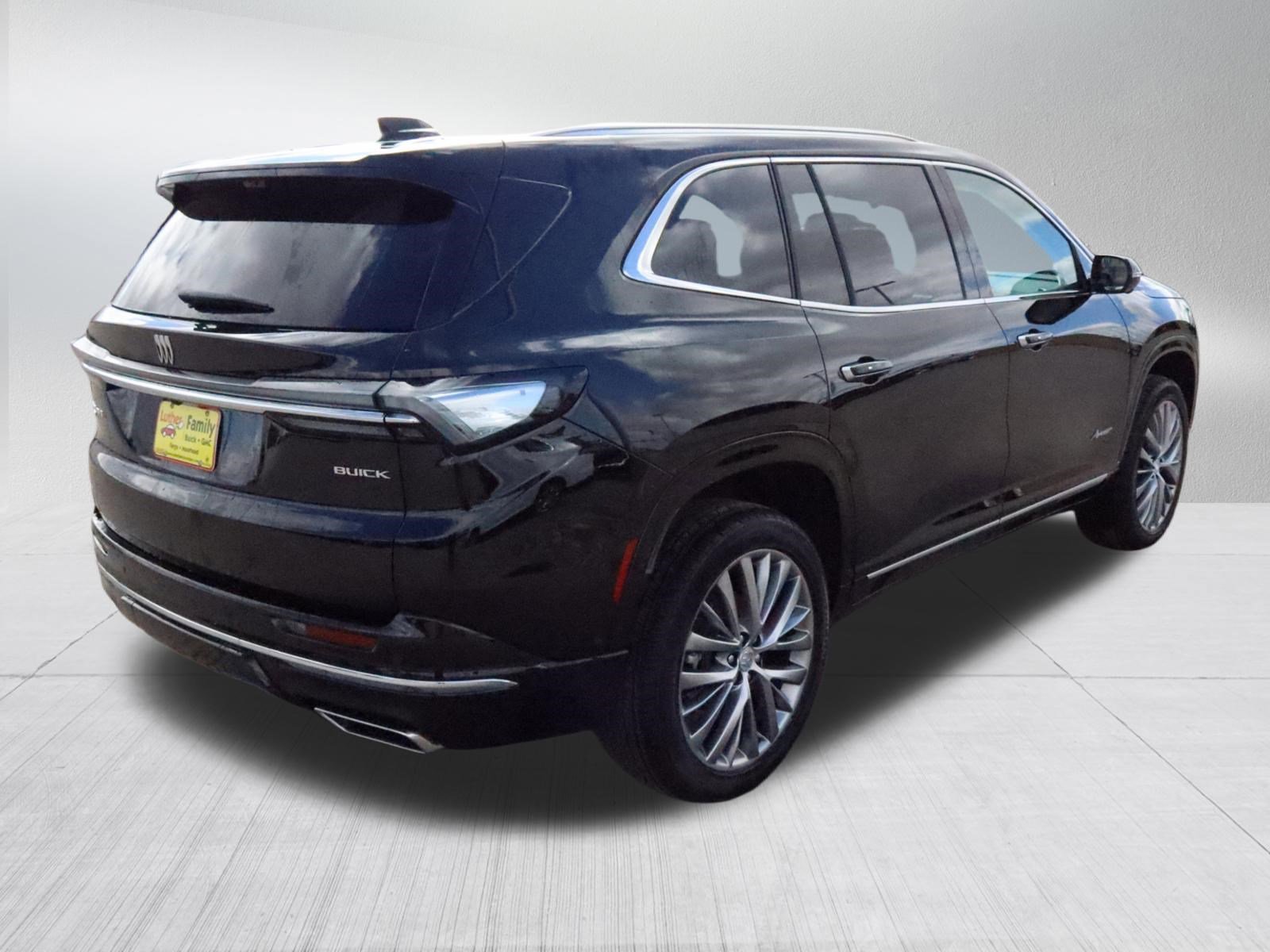 New 2026 Buick Enclave Avenir w/ Super Cruise Package image 7