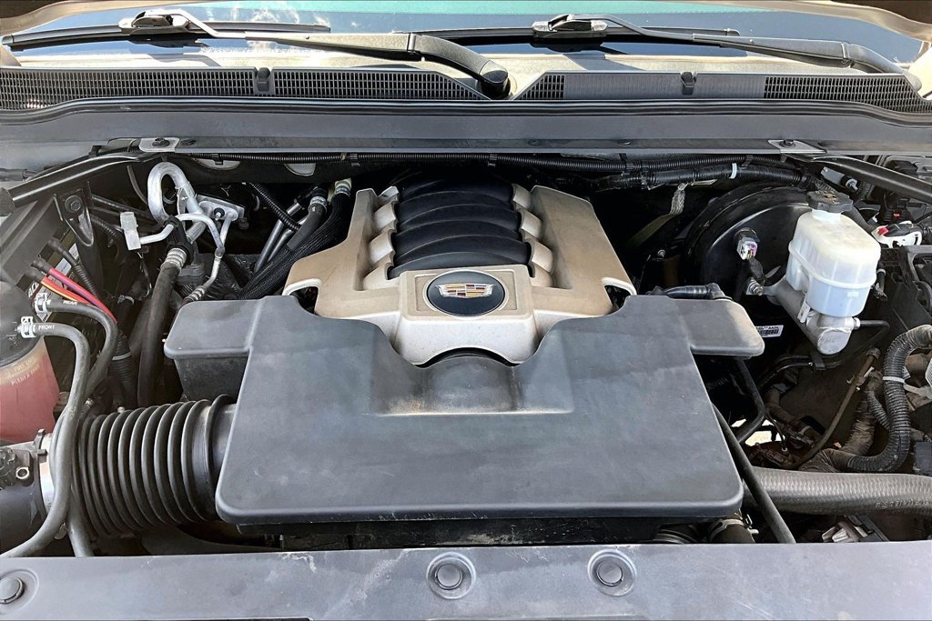 Used 2019 Cadillac Escalade Luxury AWD/4WD image 9