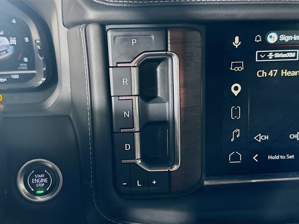 Used 2023 GMC Yukon Denali Ultimate AWD/4WD image 35