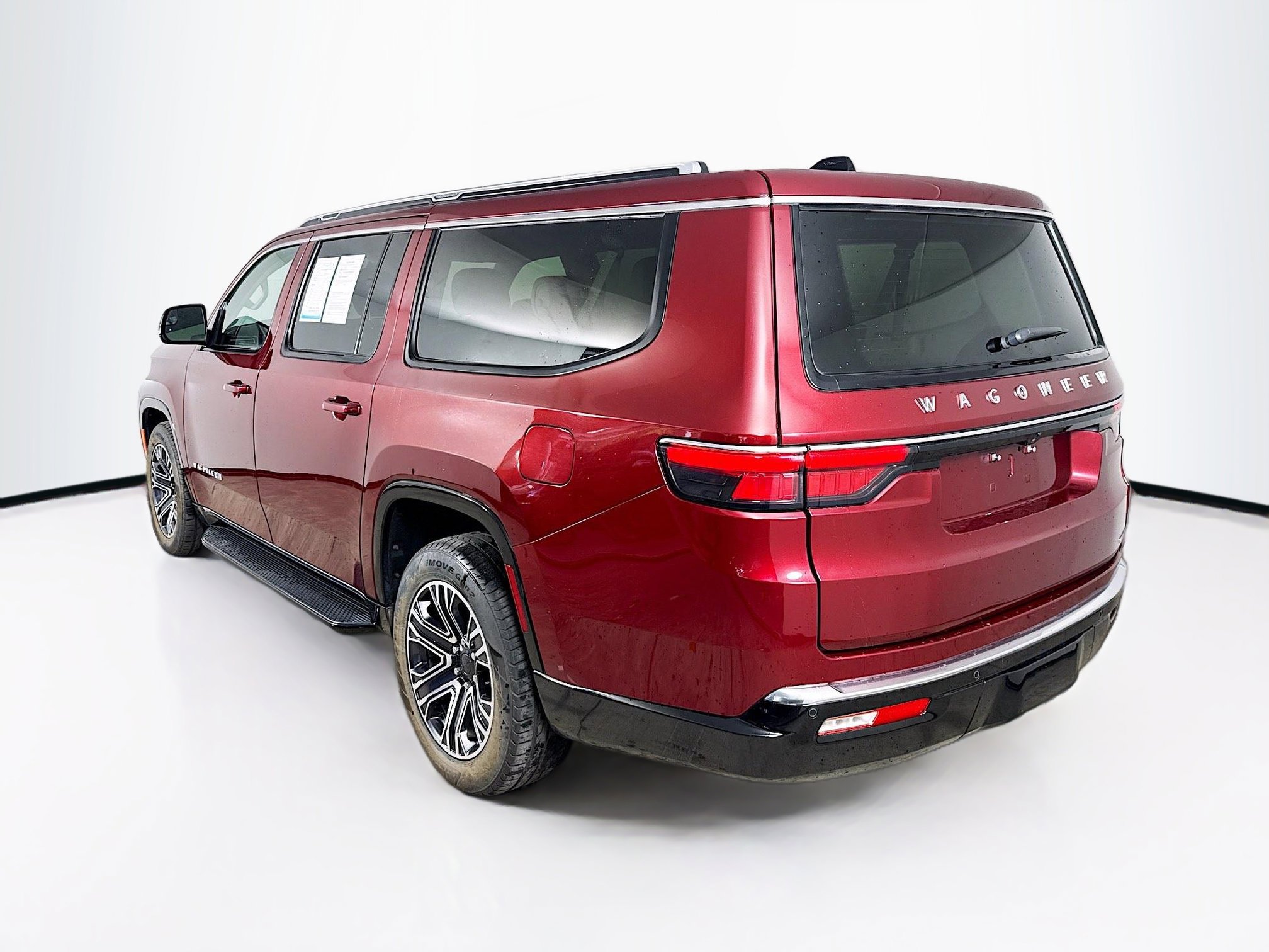 Used 2024 Jeep Wagoneer L Series II w/ Flexible Seating Group image 31