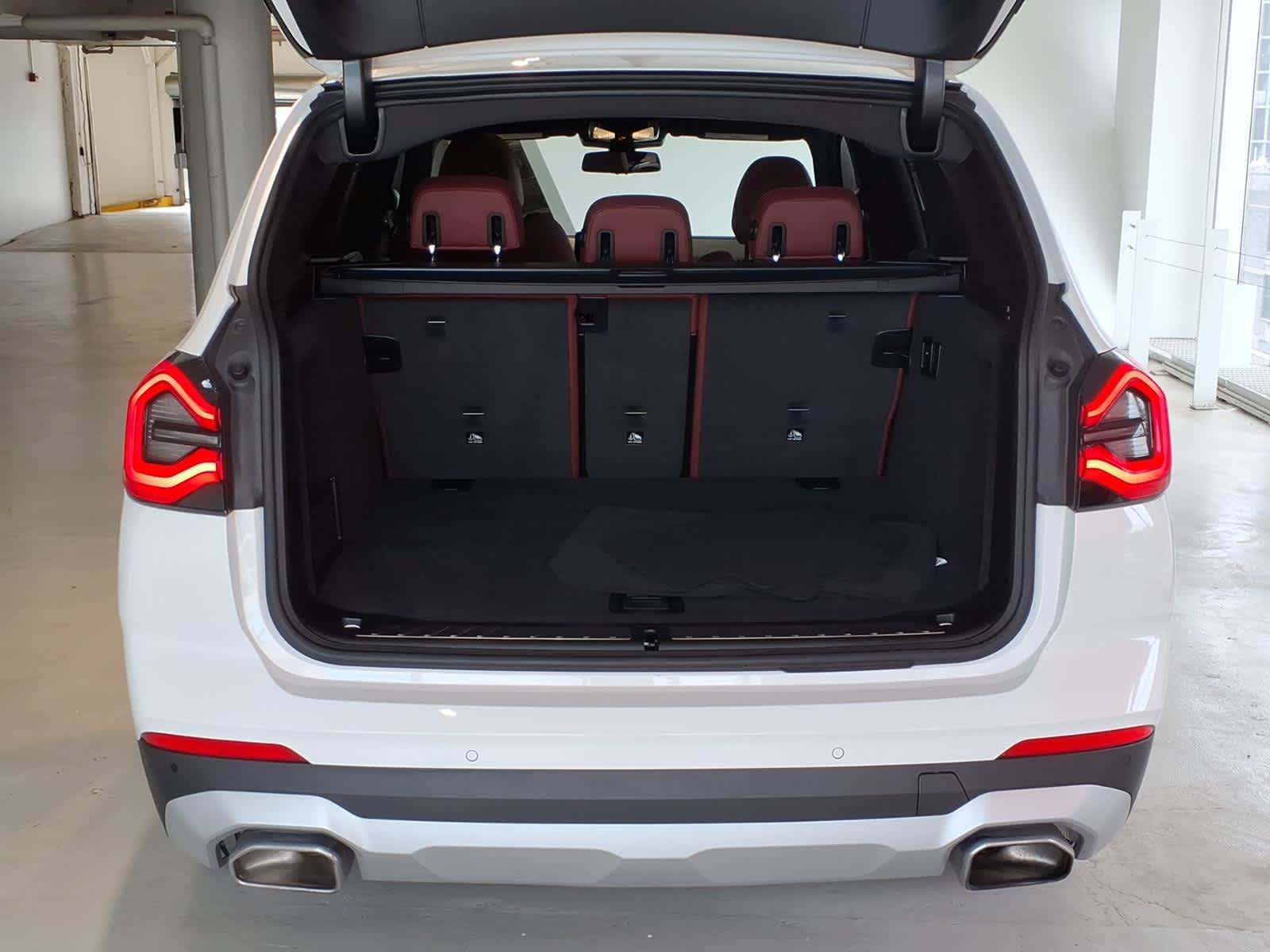 Used 2023 BMW X3 xDrive30i w/ Premium Package w/ZPA AWD/4WD image 10