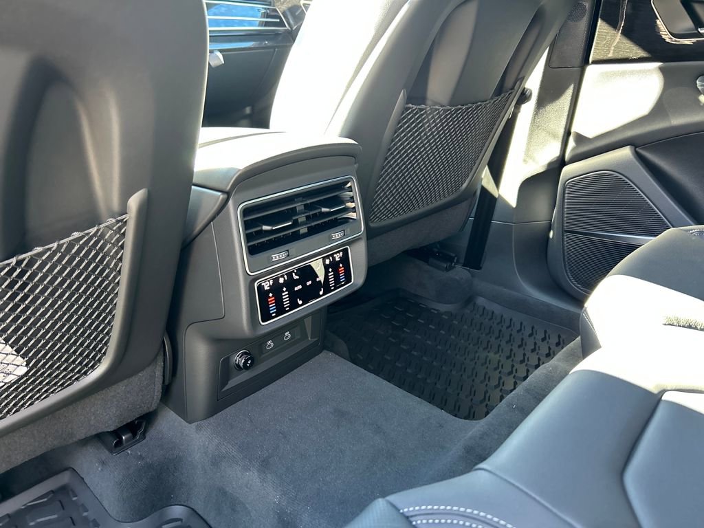 New 2026 Audi Q8 Premium Plus image 14