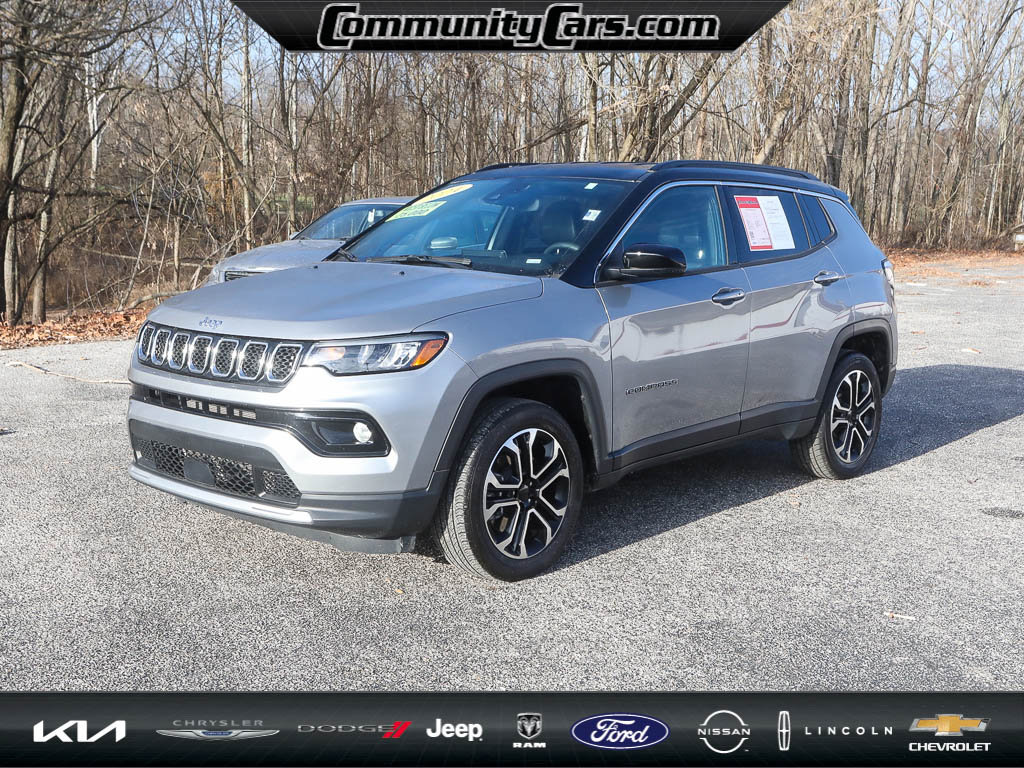 Used 2024 Jeep Compass Limited image 2