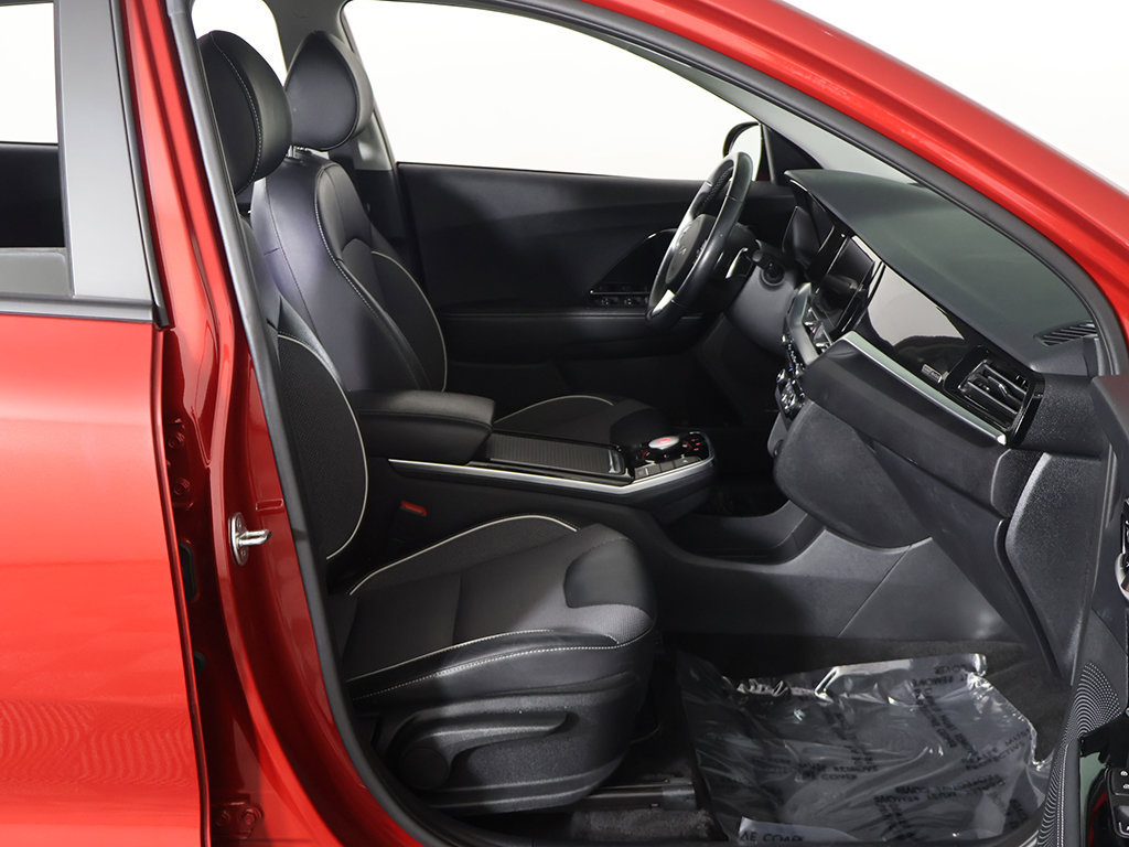 Used 2022 Kia Niro EX FWD image 29