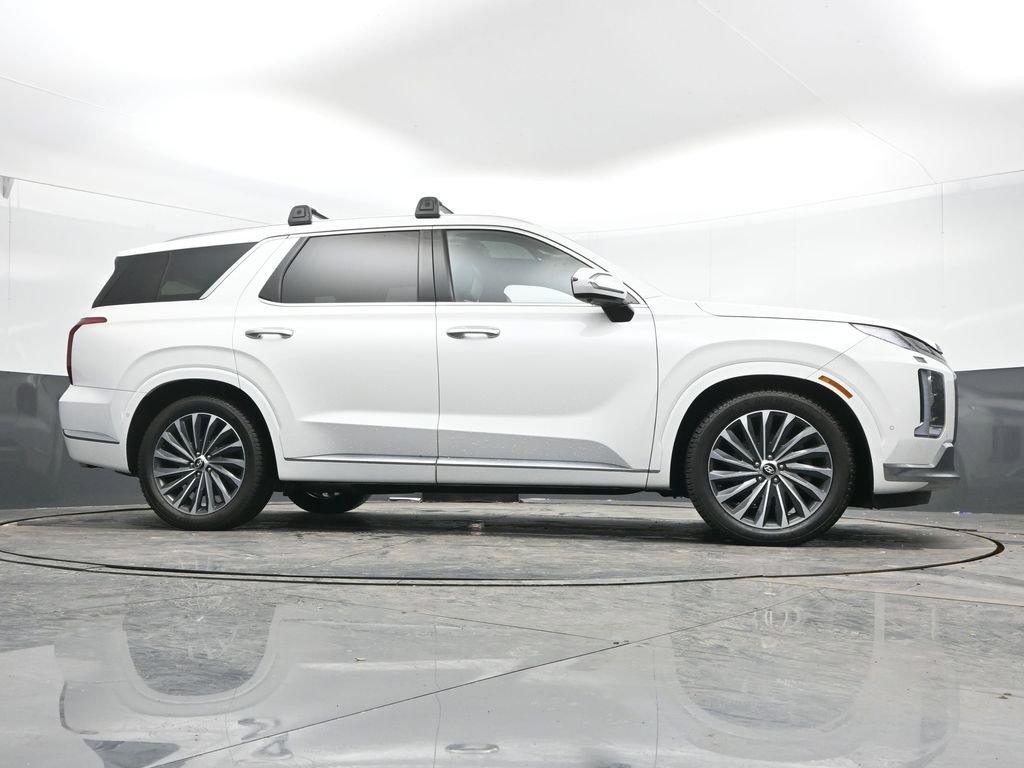 Used 2023 Hyundai Palisade Calligraphy image 49