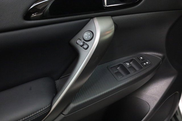 New 2026 Mitsubishi Eclipse Cross Black Edition image 18