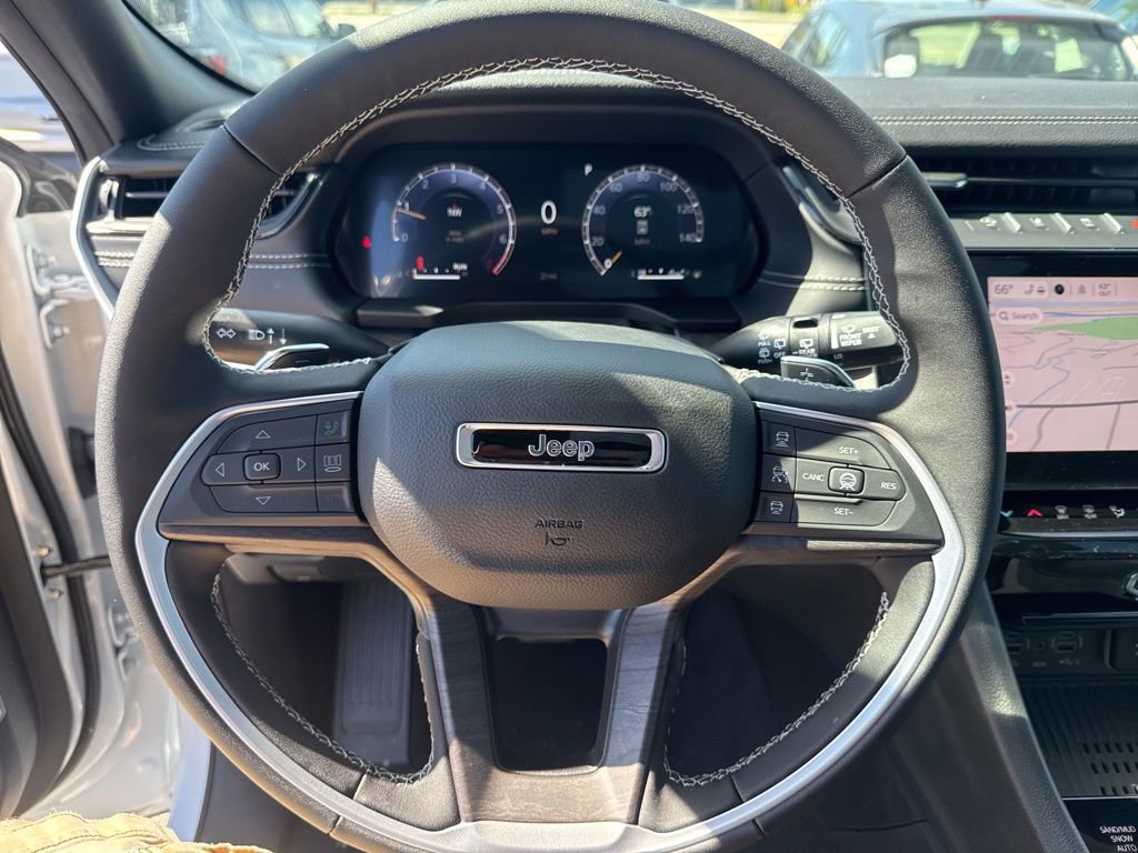 New 2026 Jeep Grand Cherokee Limited AWD/4WD image 10