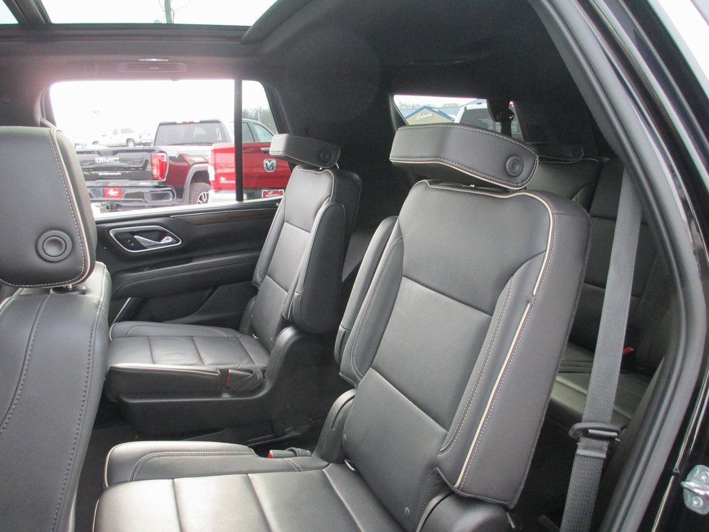 Used 2021 Chevrolet Tahoe Premier w/ Premium Package image 19