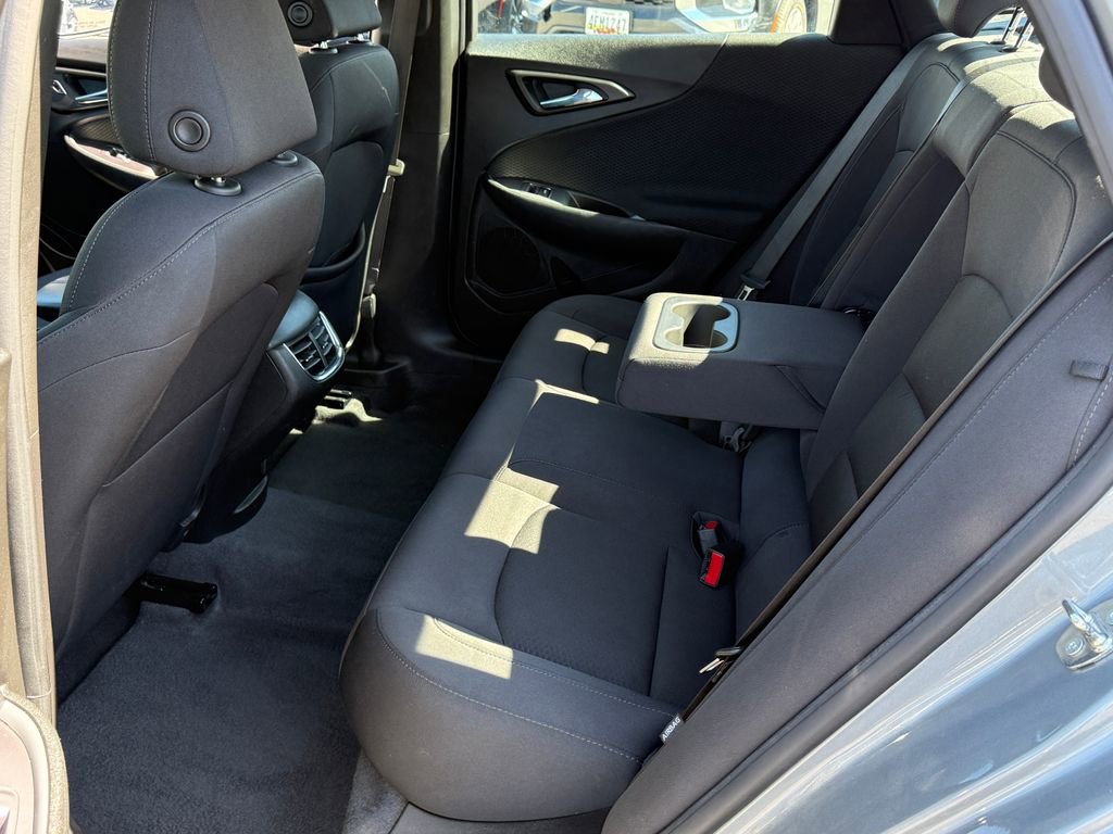 Used 2023 Chevrolet Malibu LT image 14